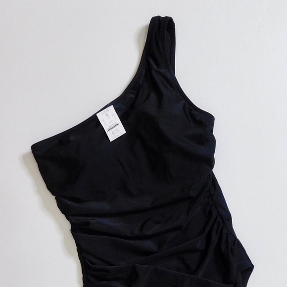NWT!! J. CREW Factory One Shoulder Ruched Swimsuit One-Piece Solid Black Medium - Picture 4 of 16